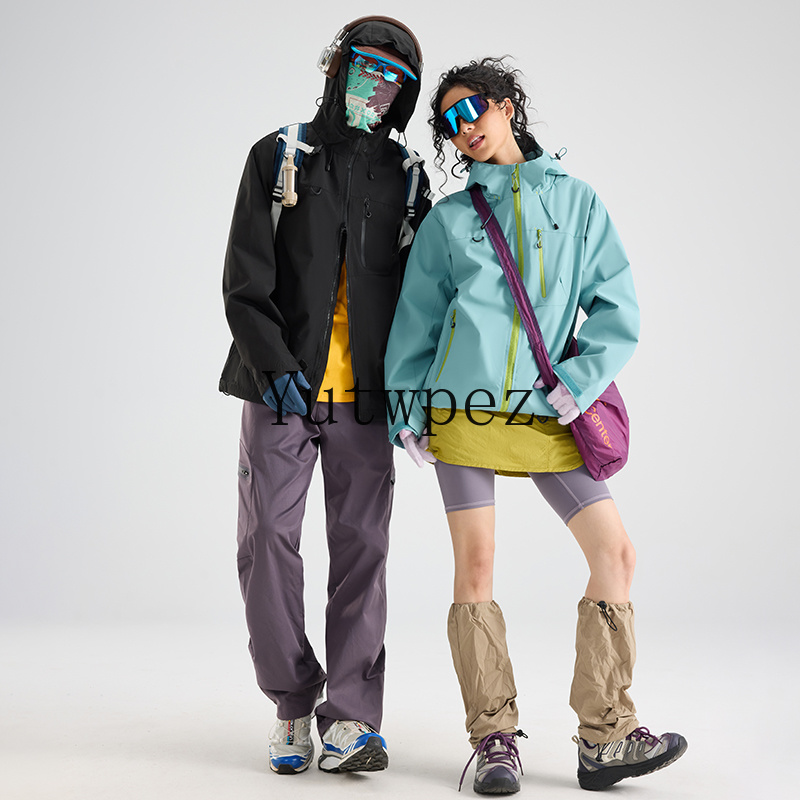 Ветровка для активного отдыха  – обзор и цена Outdoor Sport Brand Jacket